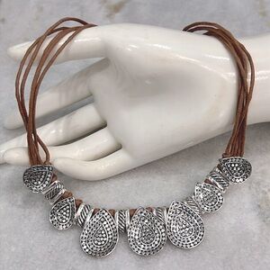 Max & Zoe Silver Dotted Teardrop Necklace